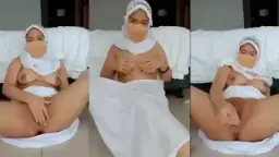 Tante Maela Berjilbab Menggairahkan, Menggoda Dengan Penetrasi Yang Menggila