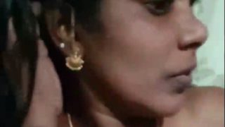 Video Pelacur Tamil Direkam Klien Sebelum Bercinta