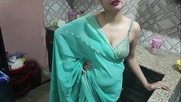 Bhabhi Garmi Mein Chud Rahi Hai Pehli Baar Devar Ke Saath! Spicy Hindi Audio