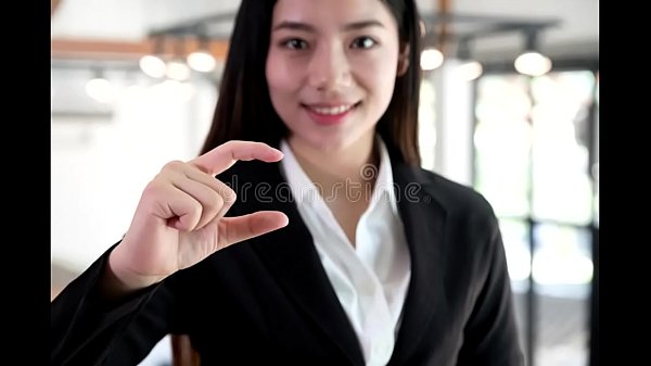 Pria Asia Yang Dominan Dan Berkuasa
