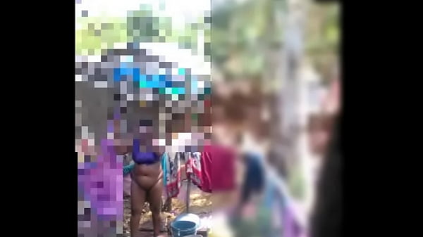भारी भरकम देसी गांड वाली मोटी चूत