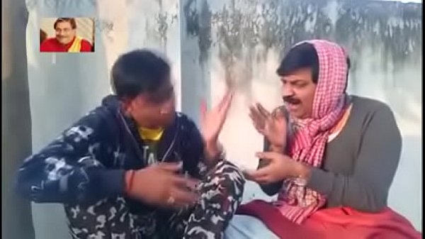 Gadis India Yang Menggoda Dengan Sari Transparan