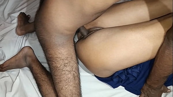 Kakak Ipar Tiriku Dan Adik Tiriku Yang Seksi Tengah Bercinta Dengan Liar