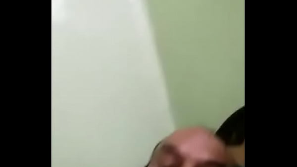 Gadis India Yang Menggoda Dengan Lekuk Tubuh Memukau