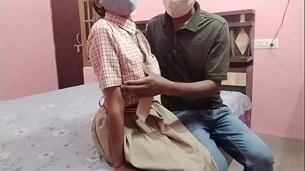 Video Seks Panas Gadis Sekolah India Di Luar Ruangan Dengan Audio Hindi