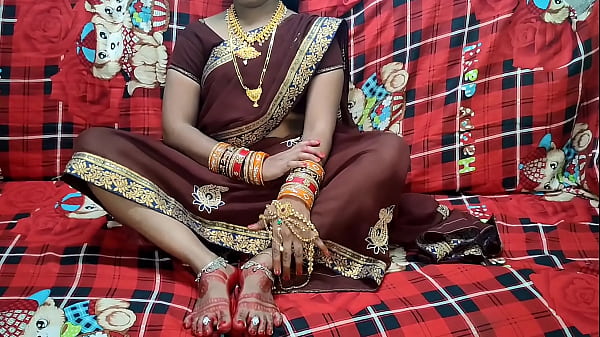भाभी की सुहागरात से पहले देवर ने उन्हें अपनी शैय्या पर नचाया