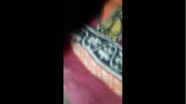 Menggoda Kemaluan Istri Desiku Yang Menggairahkan