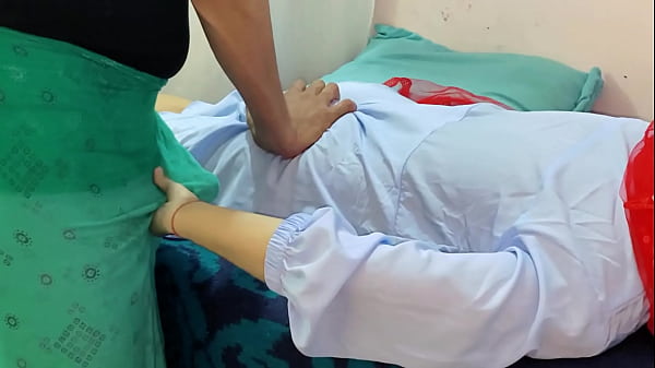 Malkin Merencanakan Dan Menyuruh Pelayannya Bercinta Dengan Audio Seks Berbahasa Hindi