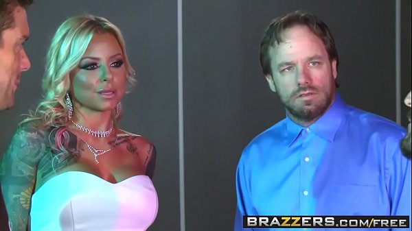 Kisah Nyata Istri Nakal: Britney Shannon Dihardcore Dua Laki-laki, Ramon Dan Gunn