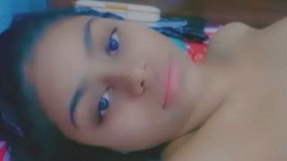 Pacar India Nangis Merekam Video Panas