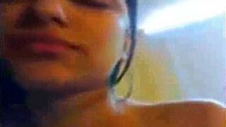 Video Panas Sepupu Pakistan Bikin Heboh Di Kamar Hotel