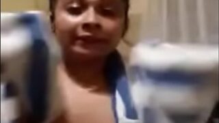 Naked Milf Rekam Video Mms Di Kamar Mandi, Xvideo Bangladesh Bikin Makin Erotis