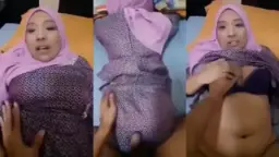 Ngentot Sama Bibi Berjilbab Montok Dan Menggairahkan