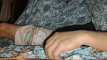 Malam Ini, Ibu Tiri Kasih Nikmat Gila, Jari Kotor Masuk Ke Dalam Lubang Becek Sampai Banjir Manis.