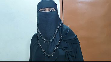 Bikin Video Bokep Istri Hijab Cantik Kesayangan Indian Master Di Rumah, Ngewe Sampe Keras.