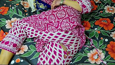Ibu Tiri Celana Robek, Lalu Anak Tiri Ngewe Memek Ibu Tiri, Pantat Bulat