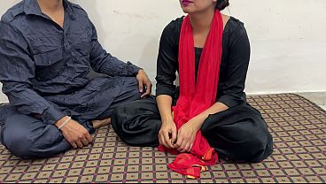 Desi Istri Di Gilir Om-om Tua Sambil Dengerin Audio Hindi