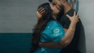 Bokep Panas Mulus Montok Istri Tetangga Goda Suami Orang