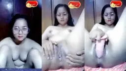 Ngentot Pakai Dildo, Klarisa Muncratin Basah-basah