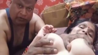 Tante Tua Ngebut Sama Tetangga Di Video Bokep Tante.