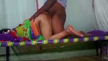 Desi Sari Aunty Doggy Style Di Rumah, Bikin Makin Panas.