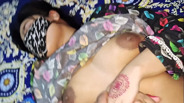 Ibu Tiriku Ngajarin Aku Soal Seks, Ngomong Kotor Pake Bahasa Hindi, Moaning, Seks Liar