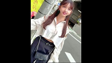 Majalah Model, Setengah Filipina Setengah Jepang, Baru 18 Tahun, Tubuhnya Bikin Ngiler.