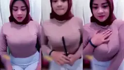 Hijabers Cantik Nakal Toket Gede Brutal Banget Bikin Ngaceng.