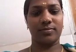 Tamil Aunty Di Kamar Mandi Lagi Cuci Memek Basah