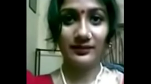 Desi Istri Bengali Montok Dengan Toket Gede Siap Digoyang