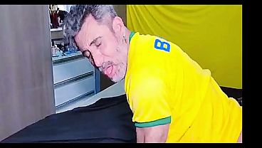 Arab Nyolong Ke Brasil, Nyucikin Lubang Belakang Si Bapak Brasil Sampe Keluar Air (teaser)