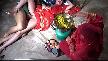 Ibu Tiri India Desi Lagi Ml Di Dapur, Ngomong Kotor Pake Bahasa Hindi, Sange Banget.